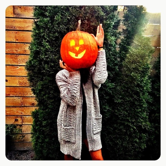 LINE The Label Neutral Shawl Collar Pocketed Long Sleeve Cardigan Size Small - Picture 12 of 13